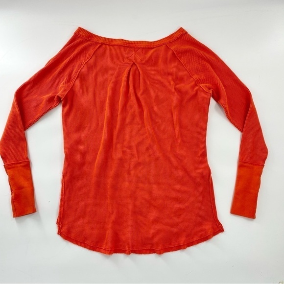Free People Snowy Thermal in Heatwave Orange Oversized Lightweight Boho Top S - Picture 12 of 12